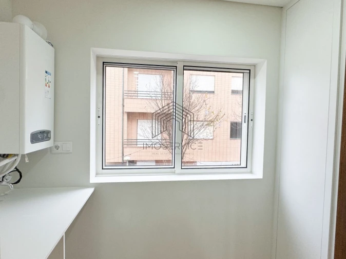 Apartamento T3 para Venda em Espinho Foto 24