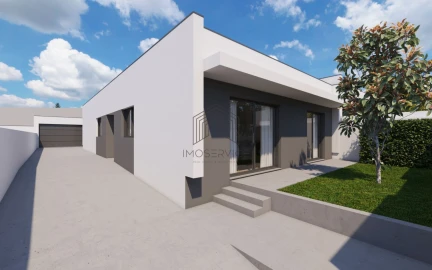 Moradia T3 para Venda em Santa Maria da Feira, Travanca, Sanfins e Espargo