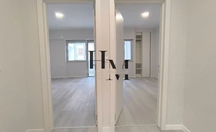 Apartamento T2 para Venda em Oeiras e São Julião da Barra, Paço de Arcos e Caxias