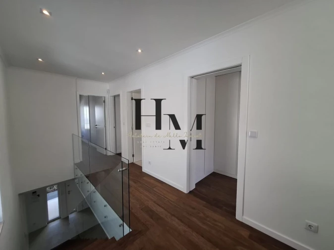 Moradia T5 para Venda em Cascais e Estoril Foto 23