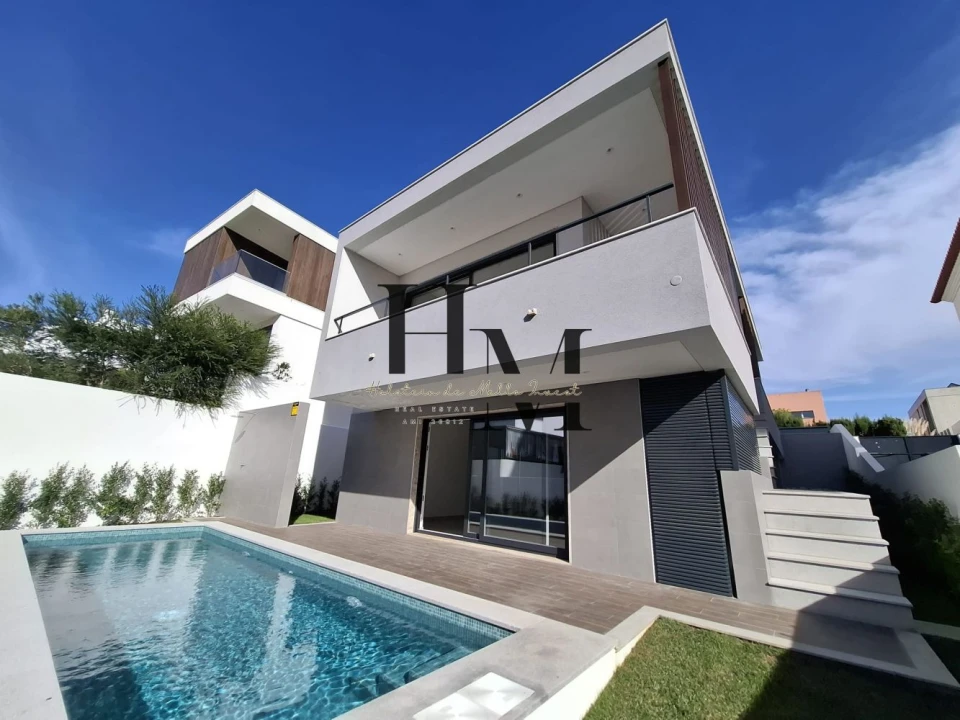 Moradia T5 para Venda em Cascais e Estoril Foto 1