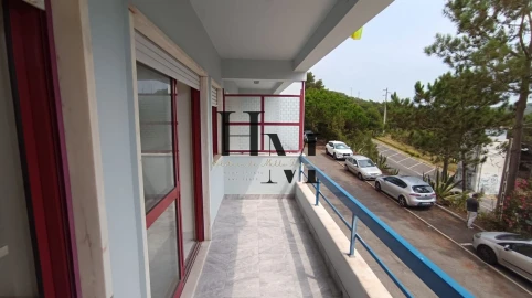 Apartamento T1 para Venda em São João das Lampas e Terrugem