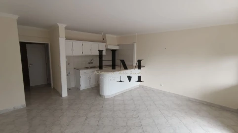 Apartamento T1 para Venda em São João das Lampas e Terrugem