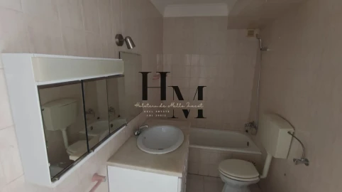 Apartamento T1 para Venda em São João das Lampas e Terrugem