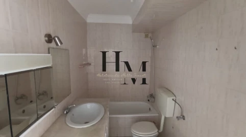 Apartamento T1 para Venda em São João das Lampas e Terrugem