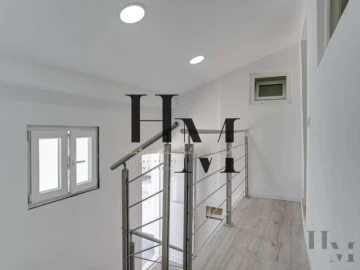 Moradia T9 para Venda em Ajuda