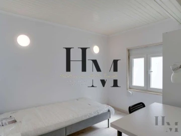 Moradia T9 para Venda em Ajuda