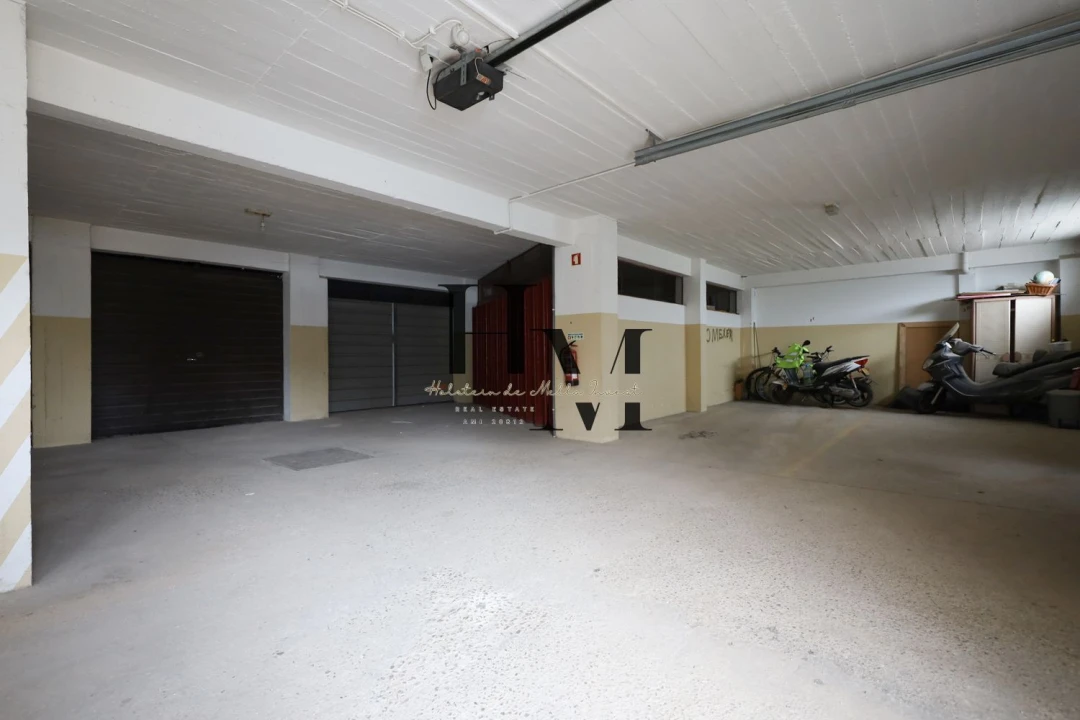 Apartamento T2 para Venda em Quarteira Foto 28