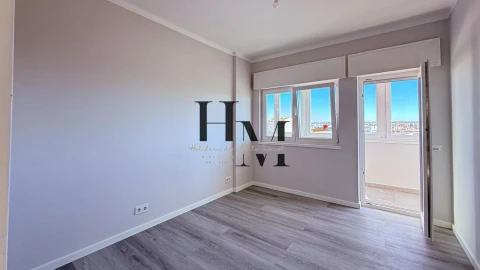 Apartamento T3 para Venda em Portimão