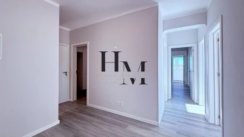 Apartamento T3 para Venda em Portimão