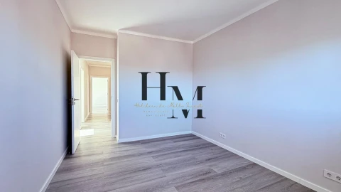 Apartamento T3 para Venda em Portimão