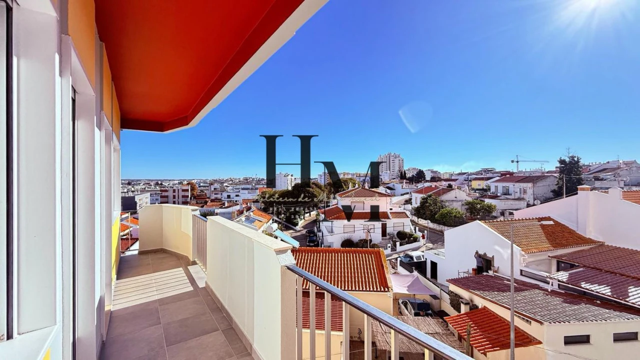 Apartamento T3 para Venda em Portimão Foto 8