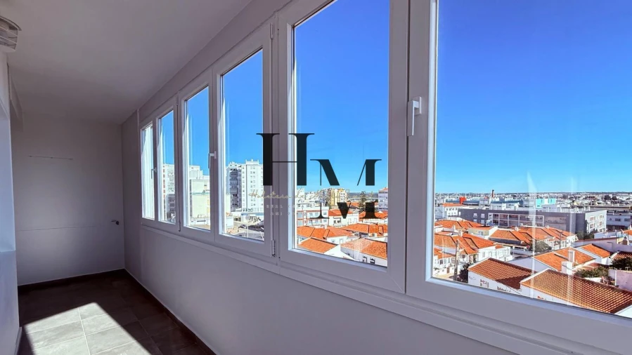 Apartamento T3 para Venda em Portimão Foto 14