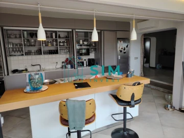 Moradia T4 para Venda em Quelfes