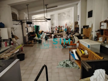 Moradia T4 para Venda em Quelfes