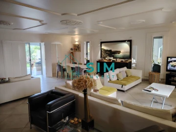 Moradia T4 para Venda em Quelfes