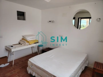 Moradia T4 para Venda em Quelfes