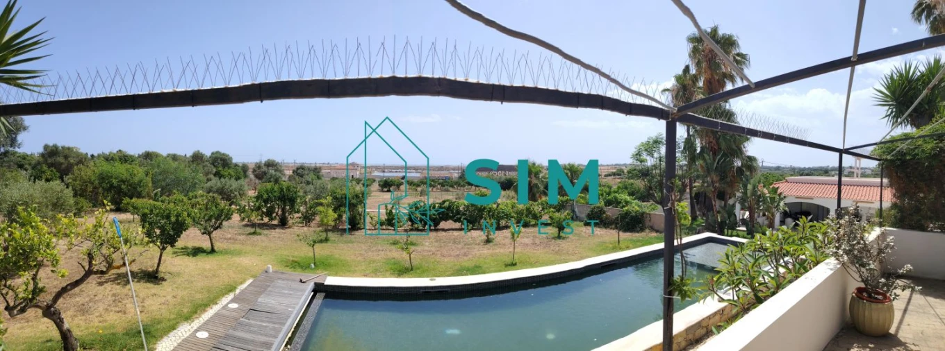 Moradia T4 para Venda em Quelfes Foto 10