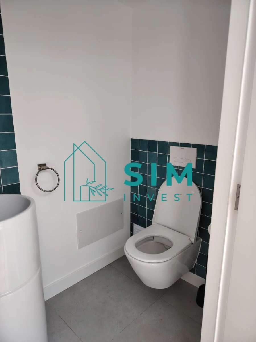 Moradia T4 para Venda em Quelfes Foto 29