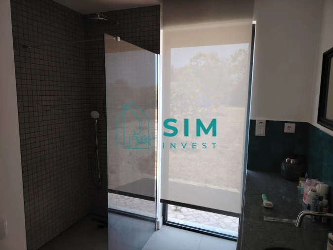 Moradia T4 para Venda em Quelfes Foto 28