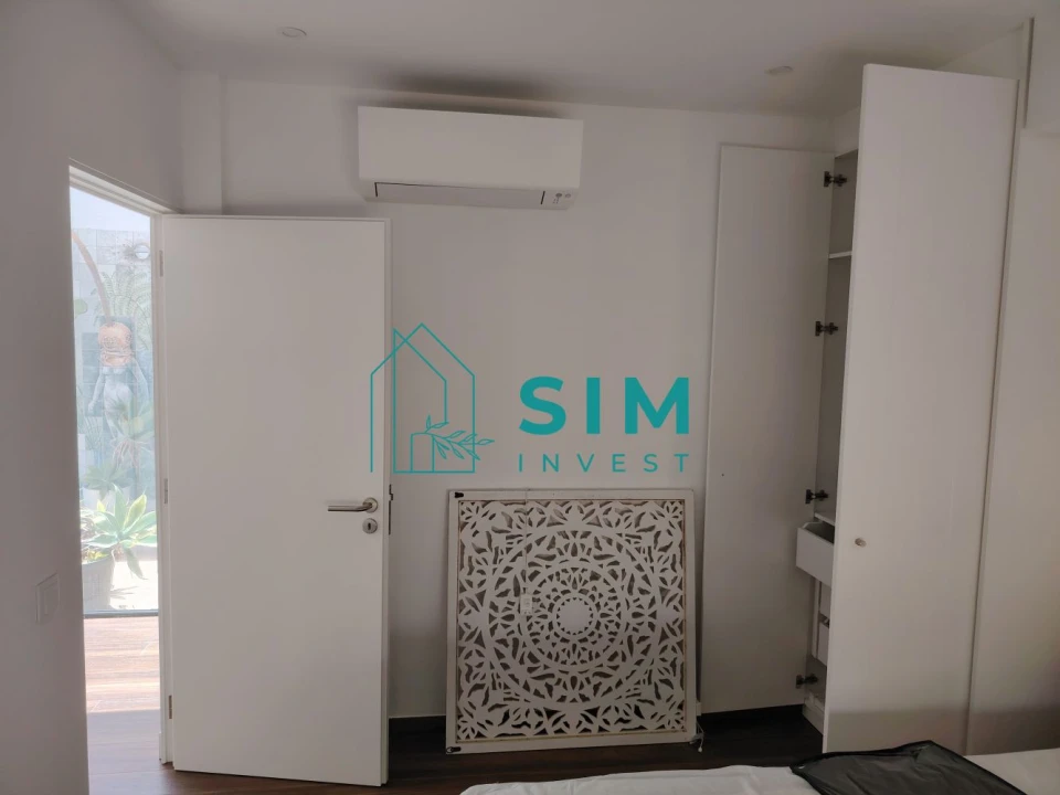 Moradia T4 para Venda em Quelfes Foto 26