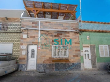 Moradia T3 para Venda em Olhão