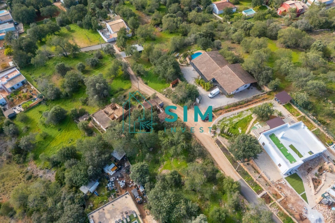 Terreno para Venda em Querença, Tôr e Benafim Foto 6