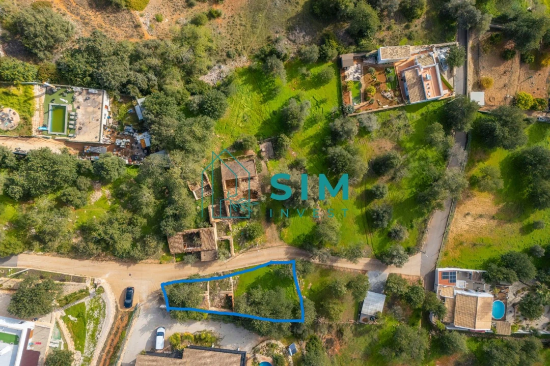 Terreno para Venda em Querença, Tôr e Benafim Foto 3