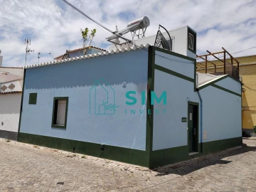 Moradia T2 para Venda em Santa Luzia