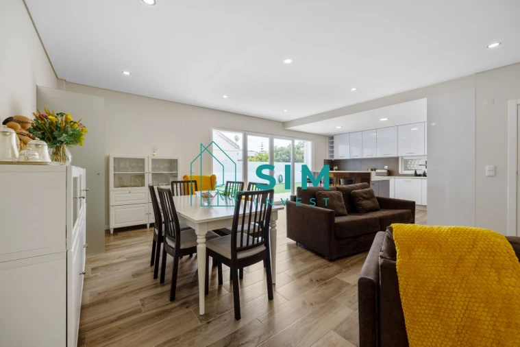 Moradia T3 para Venda em Sesimbra (Castelo) Foto 6