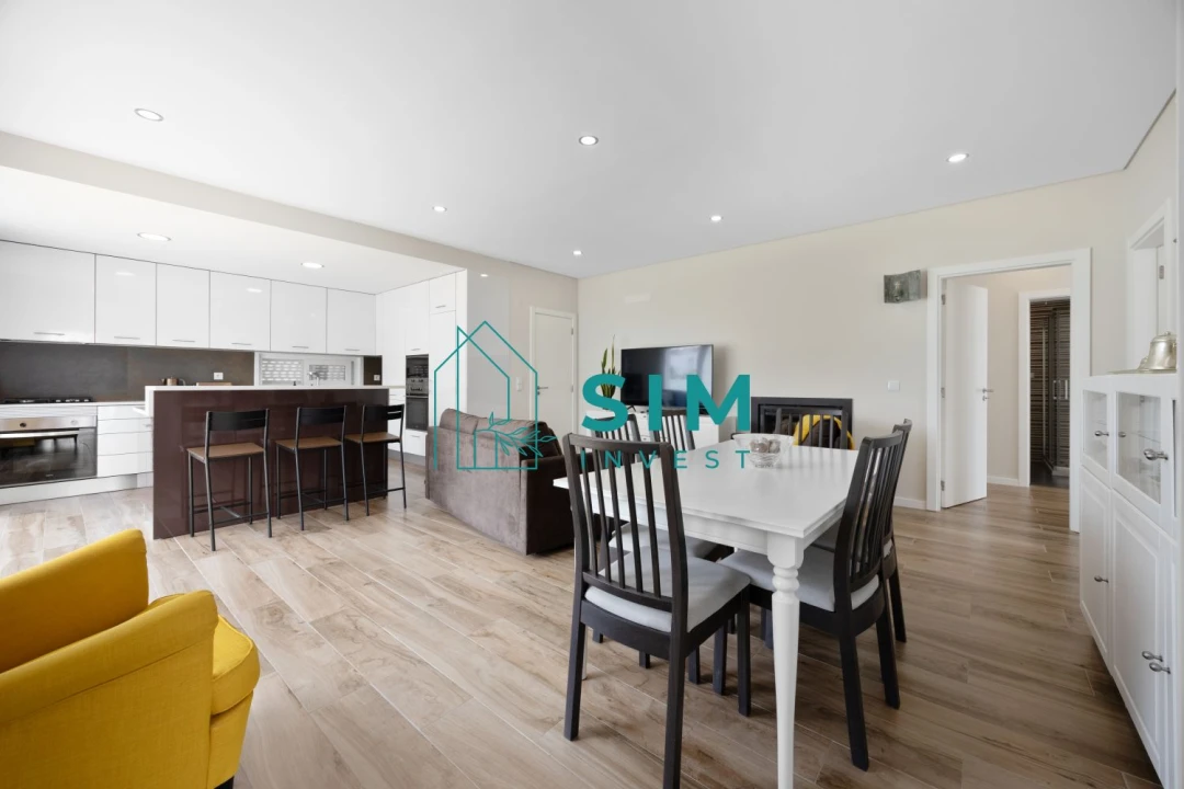 Moradia T3 para Venda em Sesimbra (Castelo) Foto 2