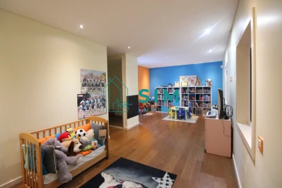 Moradia T3 para Venda em Quelfes