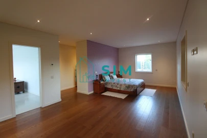 Moradia T3 para Venda em Quelfes