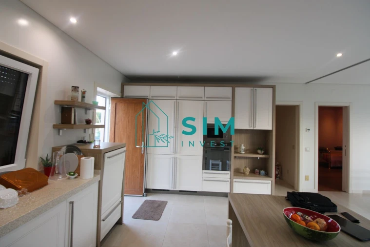 Moradia T3 para Venda em Quelfes Foto 23