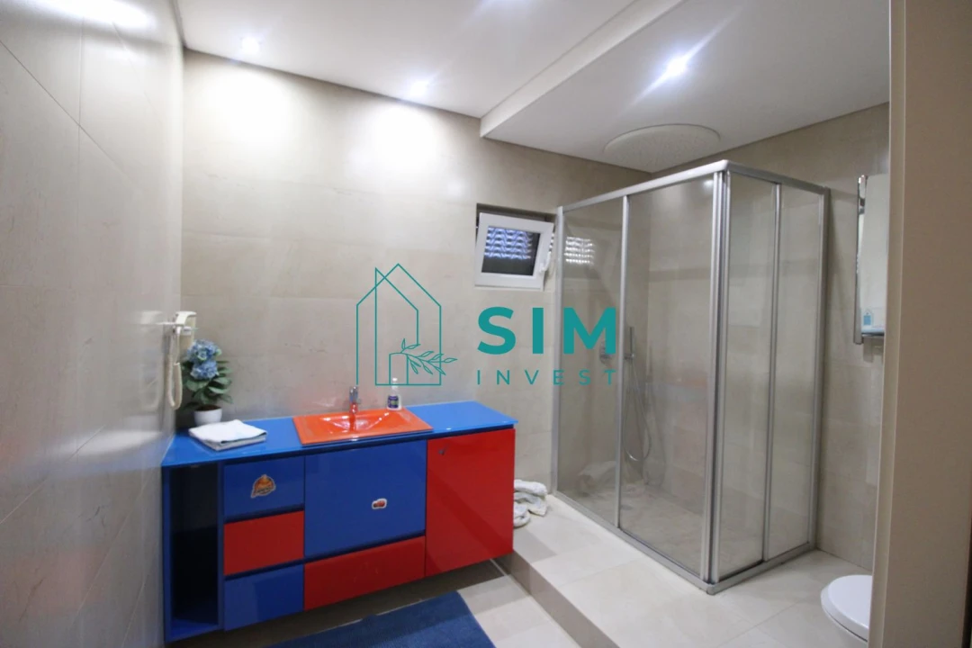 Moradia T3 para Venda em Quelfes Foto 10