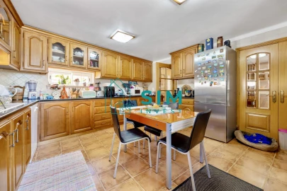 Moradia T5 para Venda em Sesimbra (Castelo)