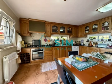 Moradia T5 para Venda em Sesimbra (Castelo)