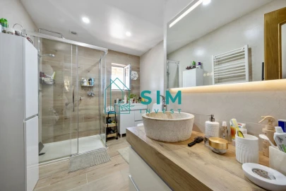 Moradia T5 para Venda em Sesimbra (Castelo)