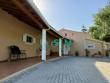 Moradia T5 para Venda em Sesimbra (Castelo)