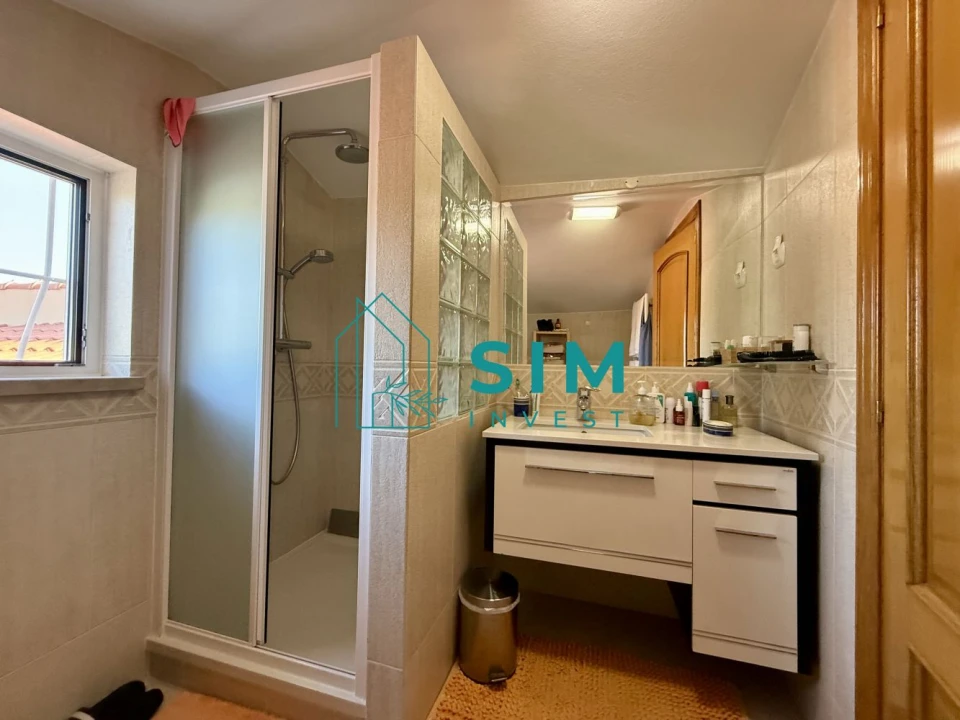 Moradia T5 para Venda em Sesimbra (Castelo) Foto 32