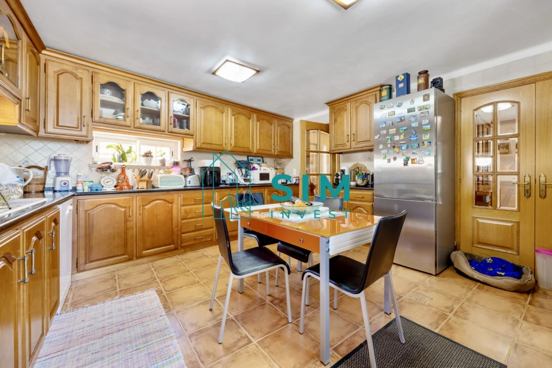 Moradia T5 para Venda em Sesimbra (Castelo) Foto 9