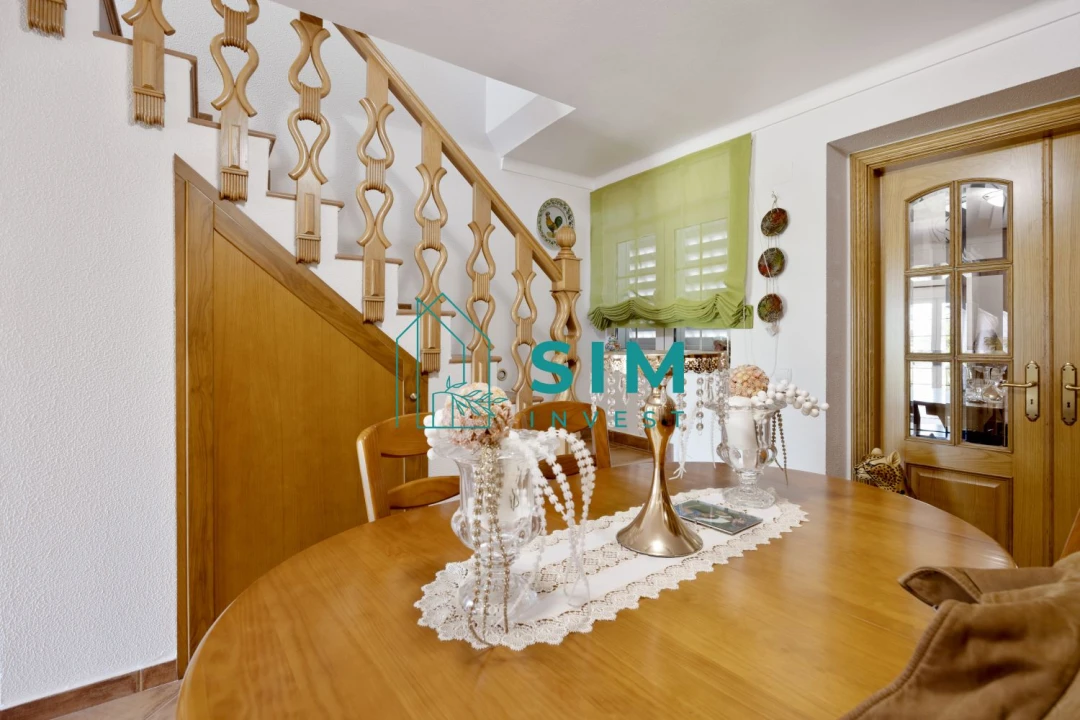 Moradia T5 para Venda em Sesimbra (Castelo) Foto 28