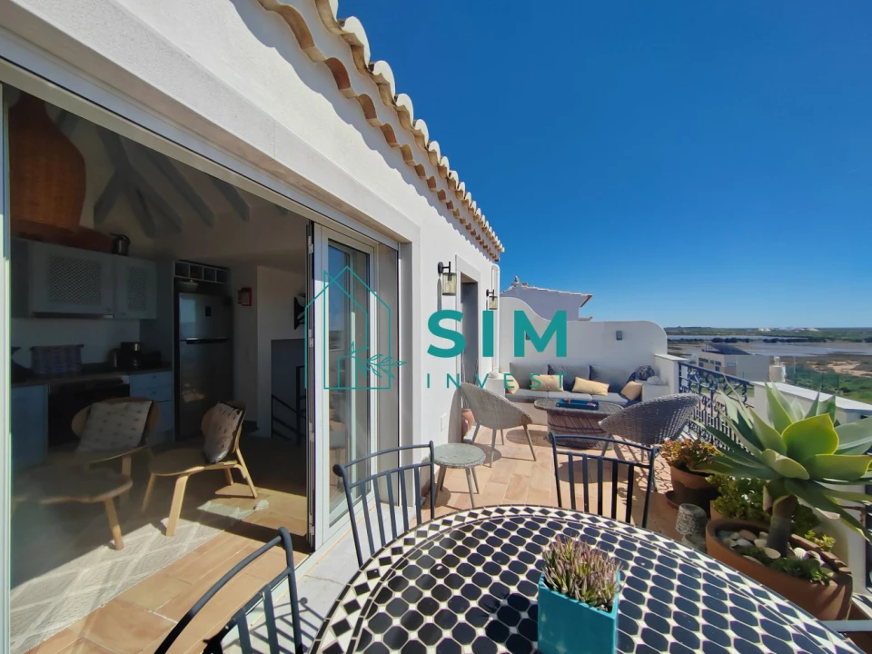 Moradia T2 para Venda em Santa Luzia Foto 1