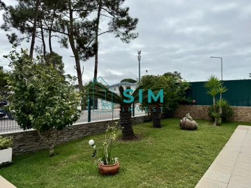 Moradia T4 para Venda em Sesimbra (Castelo)