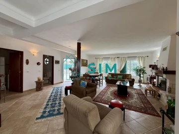 Moradia T4 para Venda em Sesimbra (Castelo)