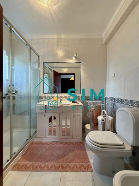 Moradia T4 para Venda em Sesimbra (Castelo)