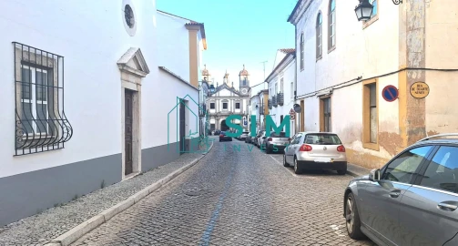 Moradia T2 para Venda em Évora (São Mamede, Sé, São Pedro e Santo Antão)