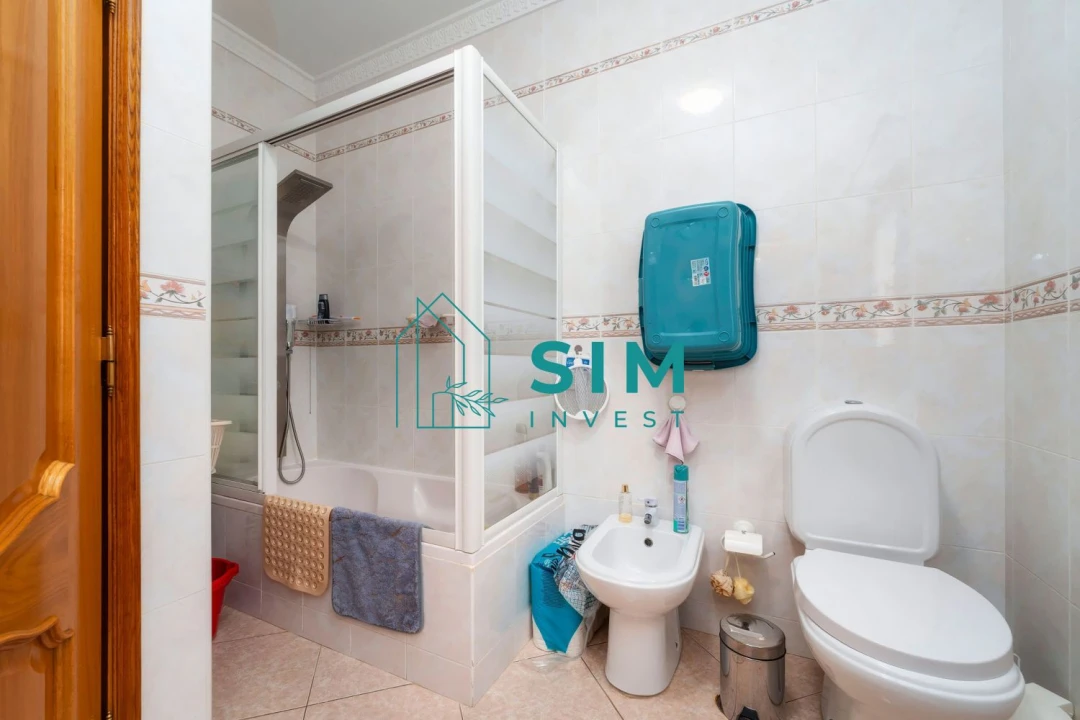 Moradia T4 para Venda em Boliqueime Foto 10