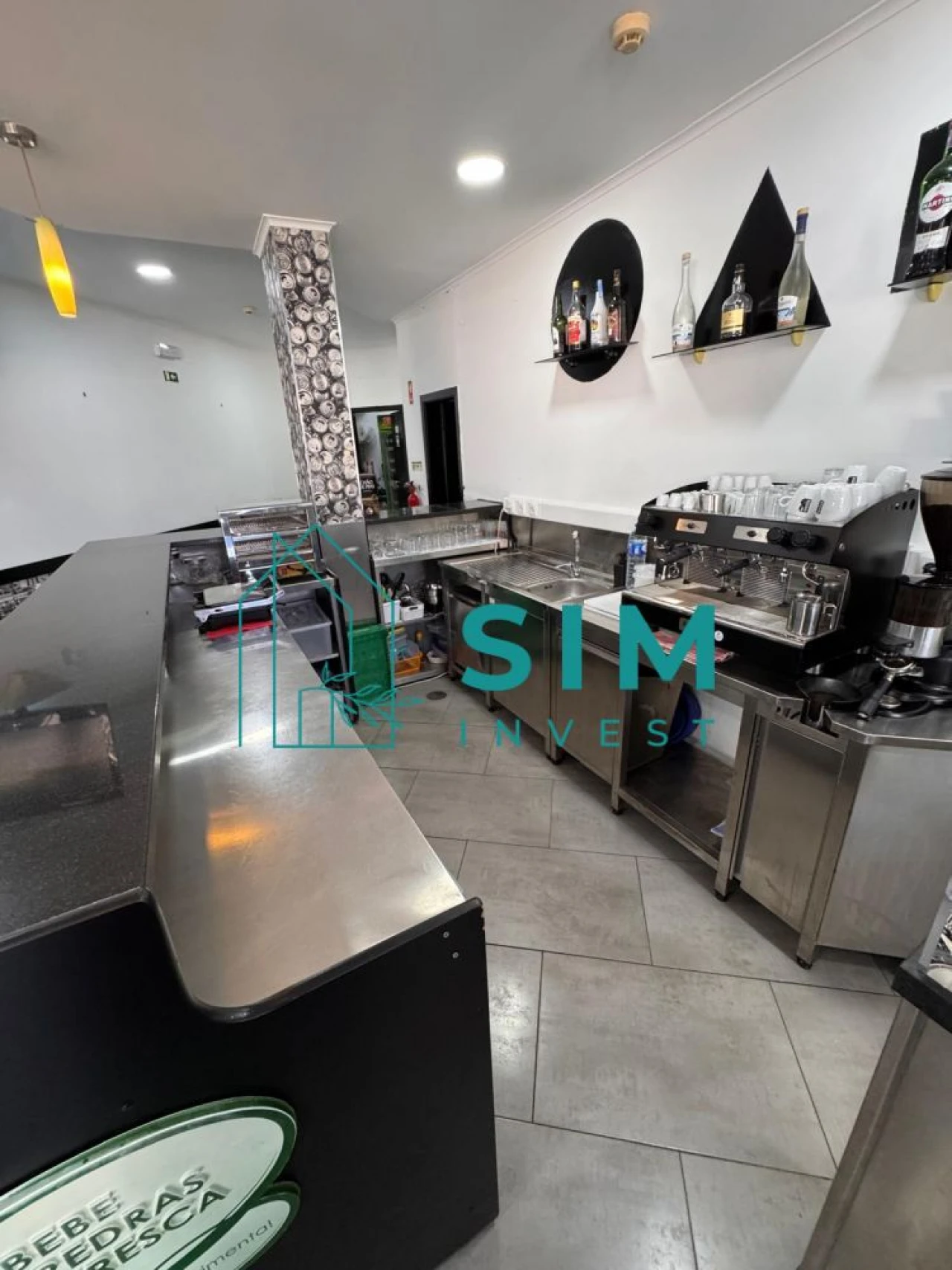 Loja para Trespasse em Olhão Foto 11