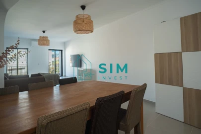 Apartamento T3 para Venda em Almancil